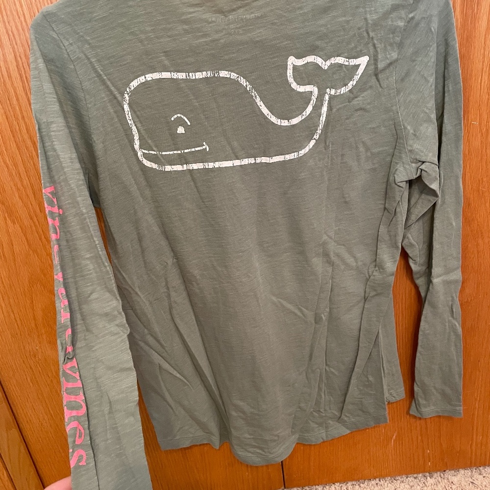 Vineyard Vines long sleeve
